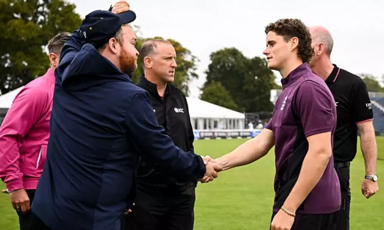 2வது டி20 போட்டி: அயர்லாந்து - இங்கிலாந்து போட்டி ரத்து 2வது டி20 போட்டி: அயர்லாந்து - இங்கிலாந்து போட்டி ரத்து