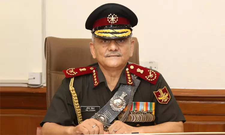 பள்ளி மாணவர்கள் ராணுவத்தில் சேர வேண்டும்: முப்படை தலைமை தளபதி அழைப்பு