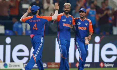 ஓமனை வீழ்த்தி ஹாட்ரிக் வெற்றியை பதிவு செய்த இந்தியா