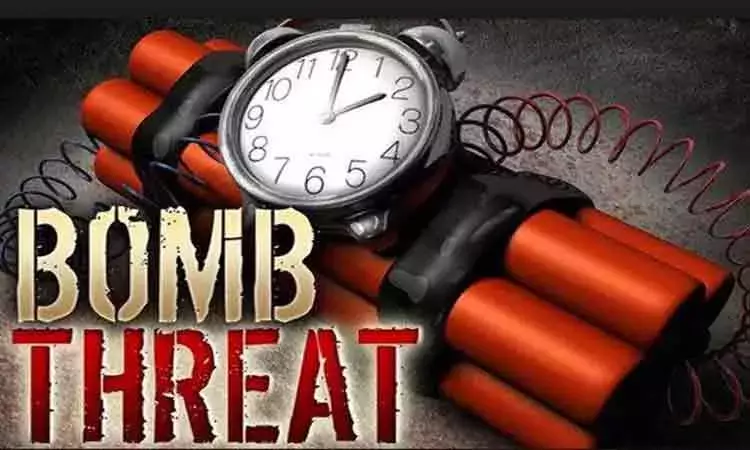 டெல்லியில் பிரபல பள்ளிகளுக்கு வெடிகுண்டு மிரட்டல் டெல்லியில் பிரபல பள்ளிகளுக்கு வெடிகுண்டு மிரட்டல்