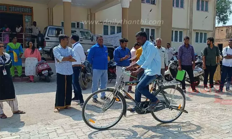 கிராம உதவியாளர் பணிக்கான நேர்காணல் நிறுத்தி வைப்பு