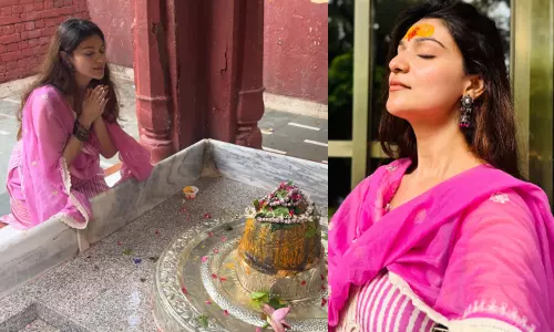 Actress Aditi Gautam visited varanasi