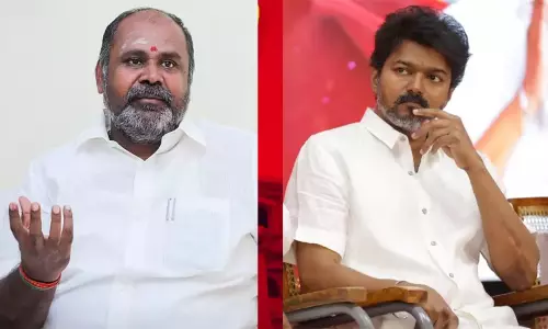 இப்போதுதான் படிக்கிறார்...விஜய் முதலில் பரீட்சை எழுதட்டும் - ஆர்.பி. உதயகுமார்  விமர்சனம்