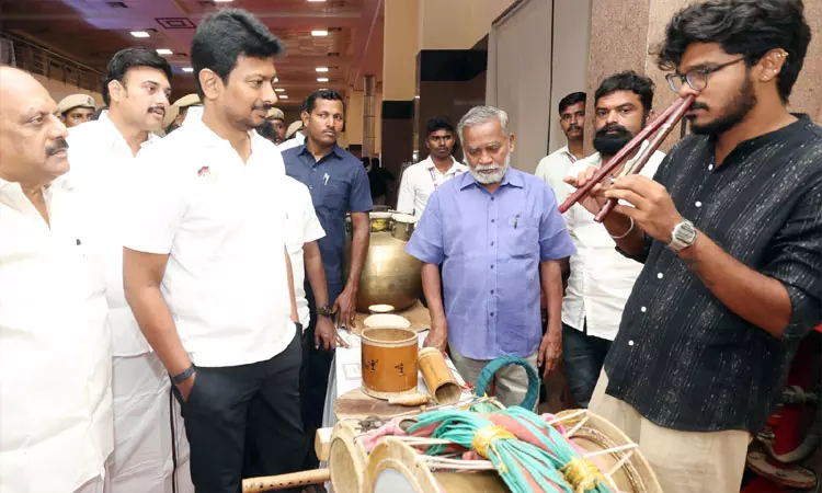 எல்லா கலைகளுக்கும் சமமான இடம் கிடைக்கின்றதா, சமமான முக்கியத்துவம் கிடைக்கின்றதா  உதயநிதி ஸ்டாலின் கேள்வி