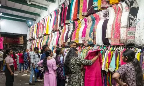 ஜிஎஸ்டி வரி குறைப்பு பலன்கள் கிடைக்கவில்லையா?  புகார் அளிக்க உதவி எண்கள் அறிவிப்பு