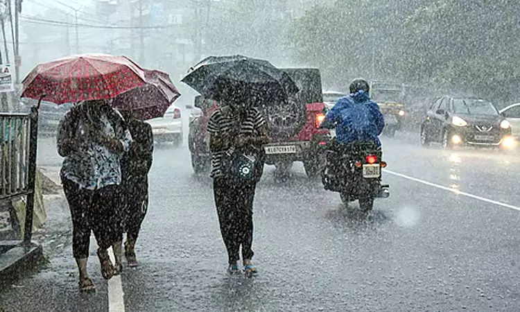 தமிழகத்தில் 3 நாட்களுக்கு கனமழைக்கு வாய்ப்பு