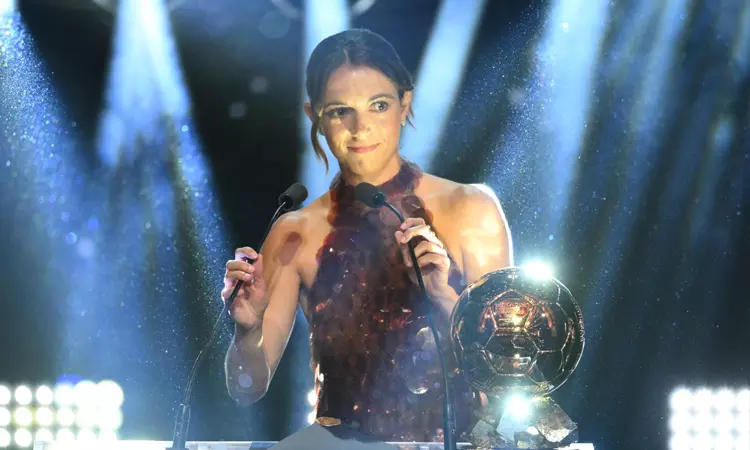 சிறந்த கால்பந்து வீரருக்கான விருதை வென்ற பிரான்ஸ் வீரர் சிறந்த கால்பந்து வீரருக்கான விருதை வென்ற பிரான்ஸ் வீரர்