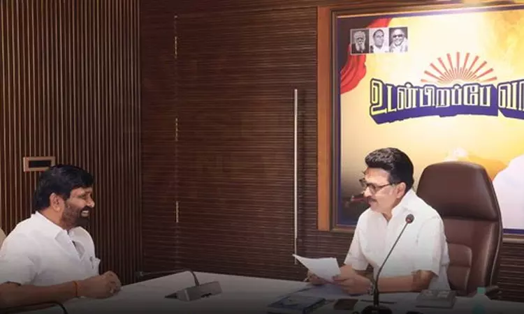 நெல்லை, தென்காசி மாவட்ட திமுக நிர்வாகிகளுடன் மு.க.ஸ்டாலின் ஆலோசனை நெல்லை, தென்காசி மாவட்ட திமுக நிர்வாகிகளுடன் மு.க.ஸ்டாலின் ஆலோசனை