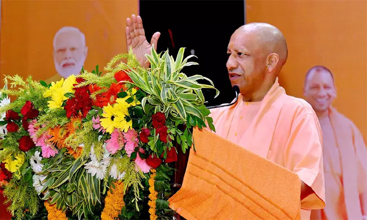 இந்தியா மீது படையெடுத்தவர்களால் இந்து மதத்தினரின் மக்கள் தொகை குறைந்தது; யோகி ஆதித்யநாத்