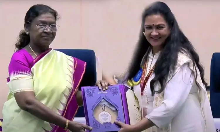 71வது தேசிய திரைப்பட விருதுகள்: சிறந்த துணை நடிகை விருது பெற்றார் ஊர்வசி