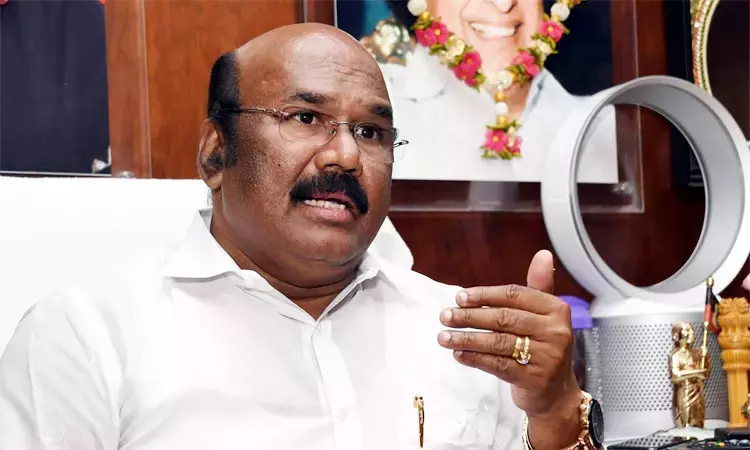 வாக்காளர் பட்டியலில் குளறுபடி: முன்னாள் அமைச்சர் ஜெயக்குமார் குற்றச்சாட்டு