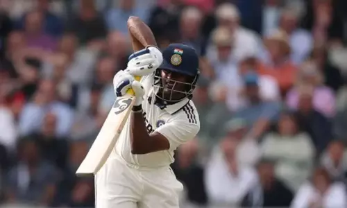 இந்தியா ஏ அணிக்கு எதிரான டெஸ்ட்: ஆஸ்திரேலியா ஏ 242 ரன்கள் முன்னிலை