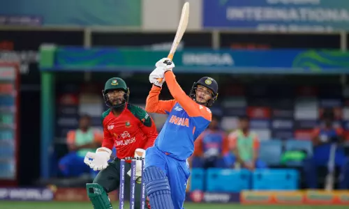 சர்வதேச டி20 கிரிக்கெட்: யுவராஜ் சிங் சாதனையை முறியடித்த அபிஷேக் சர்மா