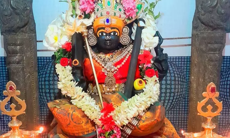 அம்மன் கோவில்களில் நவராத்திரி வழிபாடு