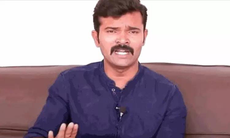 சாட்டை துரைமுருகன் மீது தவெக புகார்