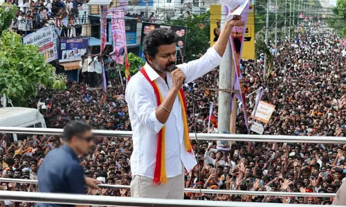 விஜய்யின் சுற்றுப்பயணம் நீட்டிப்பு.. ஞாயிற்றுக்கிழமையும் பரப்புரை செய்ய முடிவு