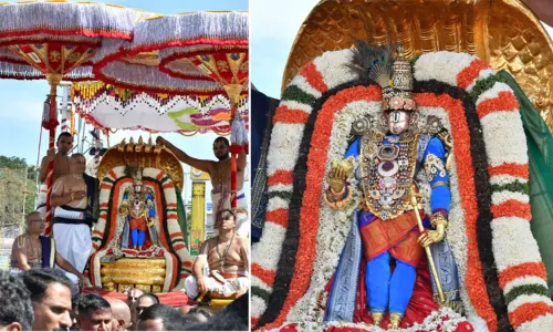 திருப்பதி பிரம்மோற்சவ விழா.. சின்ன சேஷ வாகனத்தில் வீதிஉலா வந்த மலையப்ப சுவாமி