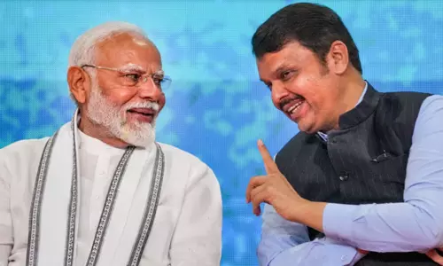 பிரதமர் மோடிக்கு வயது என்பது வெறும் எண்தான், தொடர்ந்து அவர் நாட்டை வழிநடத்த வேண்டும்: பட்னாவிஸ்