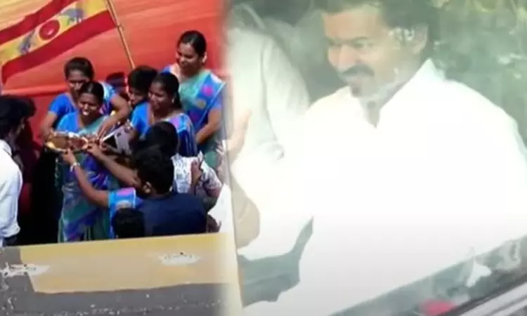 நாமக்கல்லில் விஜய்க்கு உற்சாக வரவேற்பு நாமக்கல்லில் விஜய்க்கு உற்சாக வரவேற்பு