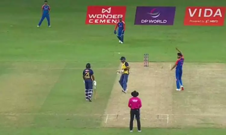 ஷனகா அவுட் குழப்பம்: கிரிக்கெட் விதி சொல்வது என்ன..?