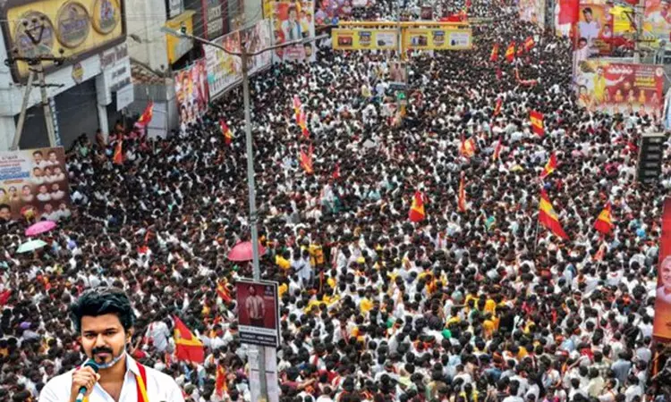 விஜய் பிரசாரம் - போக்குவரத்து நிறுத்தம் விஜய் பிரசாரம் - போக்குவரத்து நிறுத்தம்