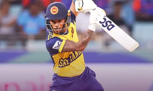 ஆசிய கோப்பை: 3-வது வீரராக மாபெரும் சாதனை நிகழ்த்திய பதும் நிசங்கா