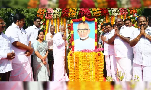 சி.பா.ஆதித்தனார் 121வது பிறந்தநாள்: தமிழக அரசு சார்பில் அமைச்சர்கள் மரியாதை