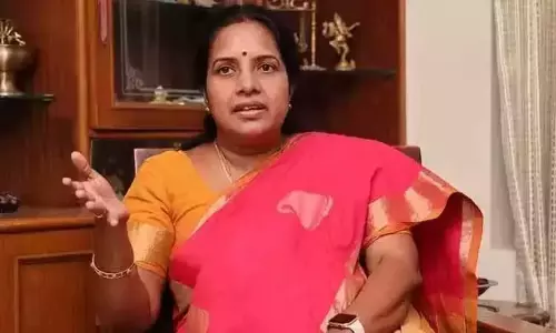 தமிழக அரசு நடத்திய கல்வி விழா ஒரு நாடகம் - வானதி சீனிவாசன் விமர்சனம்