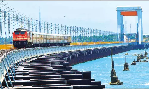 ராமேசுவரத்தில் இருந்து மின்சார என்ஜினில் பாசஞ்சர் ரெயில்கள் இயக்கம் ராமேசுவரத்தில் இருந்து மின்சார என்ஜினில் பாசஞ்சர் ரெயில்கள் இயக்கம்