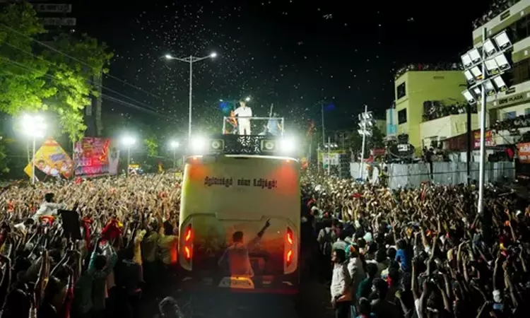 உ.பி. பதிவு எண்... நடிகர் விஜய்யின் வாகனத்தை பின்தொடர்ந்து சென்ற மர்ம கார் - போலீசார் விசாரணை