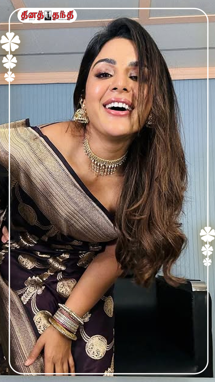 நடிகை சம்யுக்தா மேனனின் லேட்டஸ்ட் கிளிக்ஸ்! நடிகை சம்யுக்தா மேனனின் லேட்டஸ்ட் கிளிக்ஸ்!