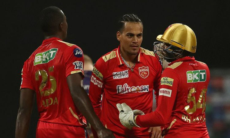 கவுண்டி கிரிக்கெட்: 166 ஆண்டுகால சாதனையை முறியடித்த ராகுல் சாஹர்