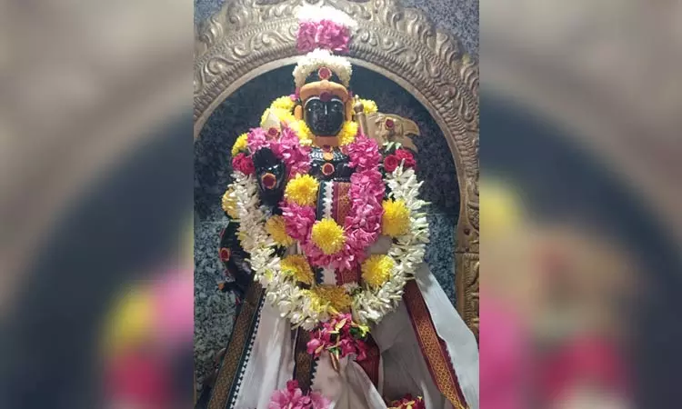 புகழிமலை பாலசுப்பிரமணிய சுவாமி கோவிலில் சிறப்பு அபிஷேக ஆராதனை