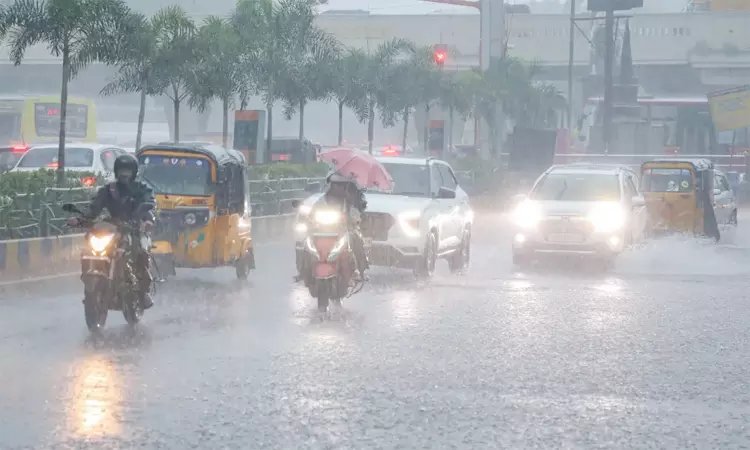 சென்னையில் 2 நாட்களுக்கு மிதமான மழைக்கு வாய்ப்பு சென்னையில் 2 நாட்களுக்கு மிதமான மழைக்கு வாய்ப்பு