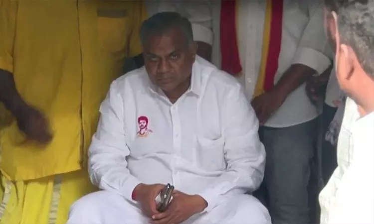 தவெக ஆனந்த் கைது செய்யப்படுகிறாரா? தவெக ஆனந்த் கைது செய்யப்படுகிறாரா?