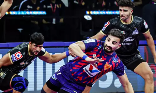 புரோ கபடி லீக்: அரியானாவை வீழ்த்தி திரில் வெற்றி பெற்ற தபாங் டெல்லி புரோ கபடி லீக்: அரியானாவை வீழ்த்தி திரில் வெற்றி பெற்ற தபாங் டெல்லி