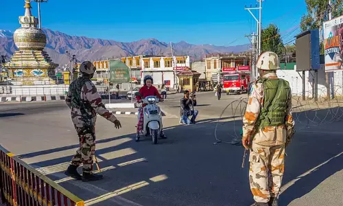 ஊரடங்கு உத்தரவில் 7 மணி நேரம் தளர்வு; லடாக் நிர்வாகம் அறிவிப்பு