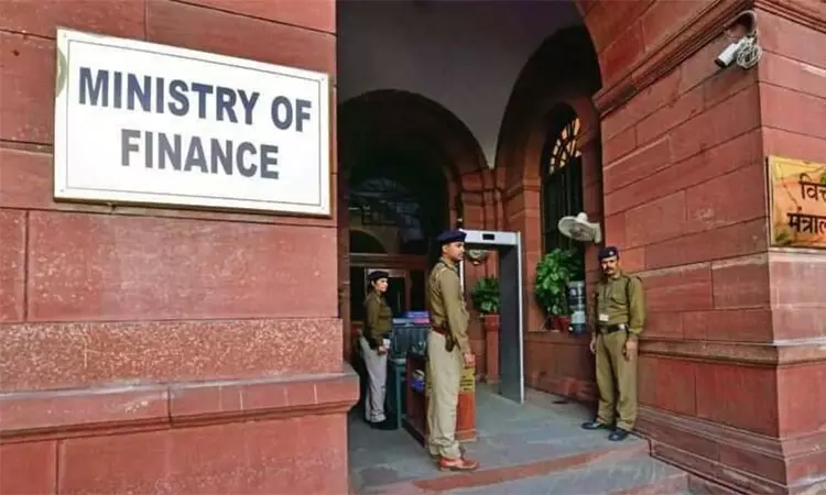 மத்திய பட்ஜெட்டில் ரூ.6 லட்சம் கோடி பற்றாக்குறை - நிதியமைச்சகம் தகவல்