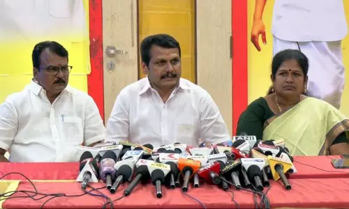 விஜய் மீது செருப்பு வீசப்பட்டது ஏன்? - செந்தில் பாலாஜி விளக்கம்