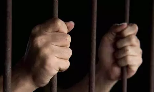 சிறுமியை கடத்தி பாலியல் பலாத்காரம்: தொழிலாளிக்கு 10 ஆண்டுகள் சிறை