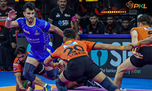 புரோ கபடி லீக்: தமிழ் தலைவாஸ் அணியை வீழ்த்தி யு மும்பா வெற்றி