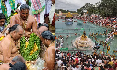திருப்பதி பிரம்மோற்சவ விழா நிறைவு நாள்.. சக்கரத்தாழ்வார் தீர்த்தவாரி