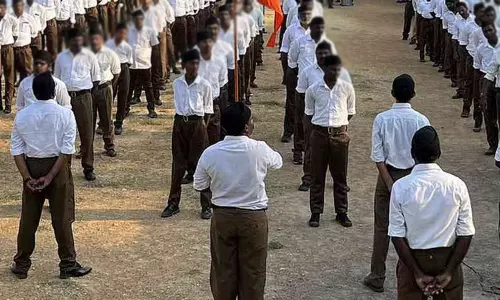 அனுமதி இன்றி பயிற்சியில் ஈடுபட்டதாக ஆர்.எஸ்.எஸ். அமைப்பினர் கைது