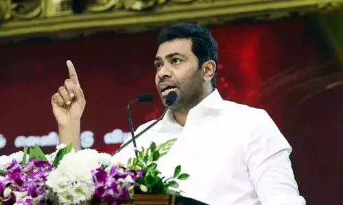 ஆதவ் அர்ஜுனா மீது நடவடிக்கை எடுக்க காவல்துறைக்கு சென்னை ஐகோர்ட்டு உத்தரவு