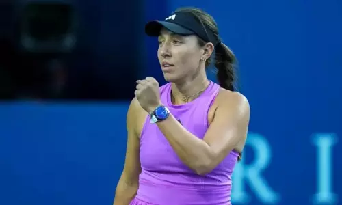 சீனா ஓபன் டென்னிஸ்: அரையிறுதிக்கு முன்னேறினார் ஜெசிகா பெகுலா