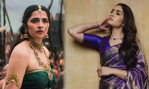 ருக்மணி வசந்த்தின் நடிப்பை விமர்சித்த தயாரிப்பாளர்- ரசிகர்கள் கடும் எதிர்ப்பு ருக்மணி வசந்த்தின் நடிப்பை விமர்சித்த தயாரிப்பாளர்- ரசிகர்கள் கடும் எதிர்ப்பு