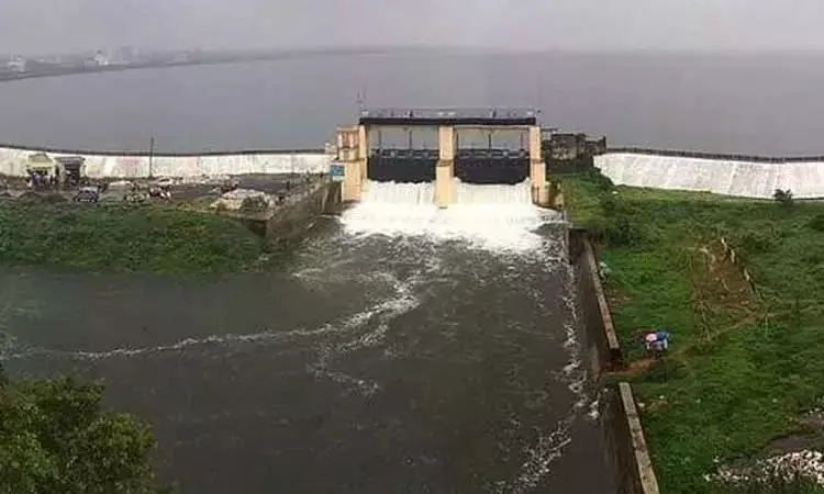 மழை எதிரொலி.. சென்னைக்கு குடிநீர் வழங்கும் ஏரிகளுக்கு தண்ணீர் வரத்து அதிகரிப்பு