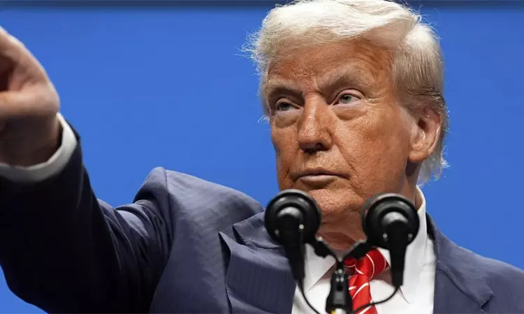 ‘காசாவில் தாக்குதல் நடத்துவதை இஸ்ரேல் உடனடியாக நிறுத்த வேண்டும்’ - டிரம்ப் வலியுறுத்தல்