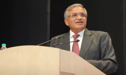 ‘அதிகாரிகள் தேர்தல் சட்டங்களை அறிந்திருக்க வேண்டும்’ - தலைமை தேர்தல் ஆணையர் அறிவுறுத்தல்