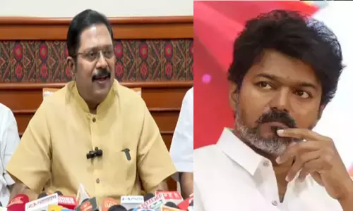 கரூர் துயரம்: விஜய் தார்மீக பொறுப்பேற்றிருக்க வேண்டும் - டிடிவி தினகரன் பேட்டி கரூர் துயரம்: விஜய் தார்மீக பொறுப்பேற்றிருக்க வேண்டும் - டிடிவி தினகரன் பேட்டி